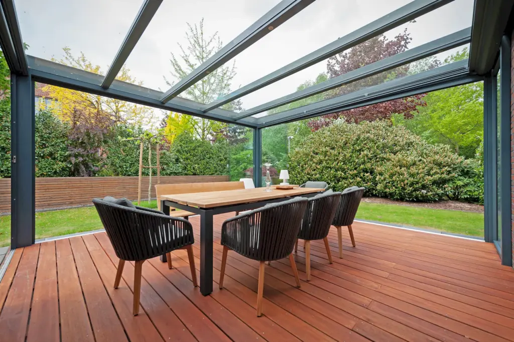 Sommergarten Terrassendach mit Seitenwänden