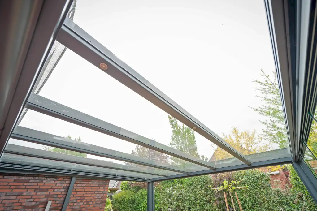 Sommergarten Terrassendach mit Seitenwänden