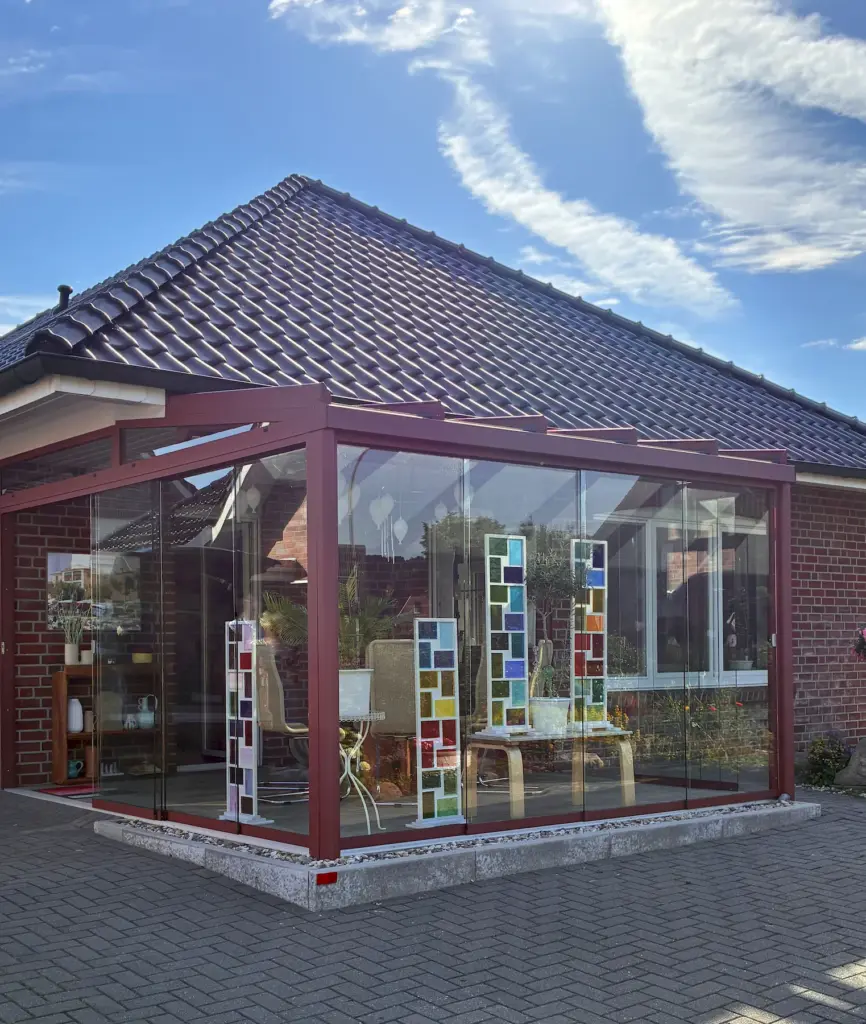 Gartenzimmer, Sommergarten in Rot