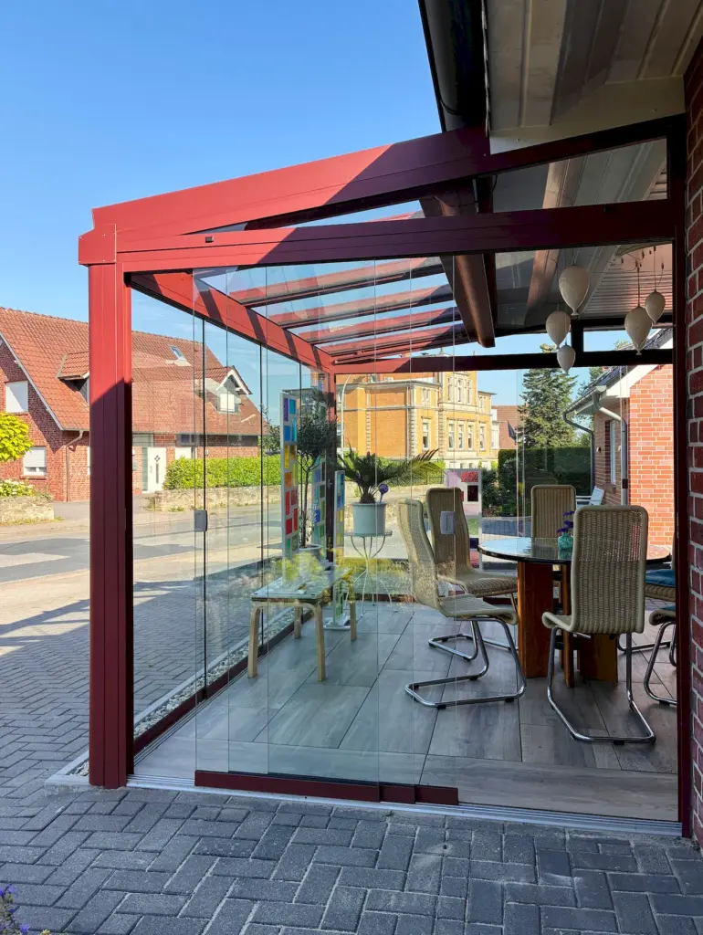 Gartenzimmer, Sommergarten in Rot