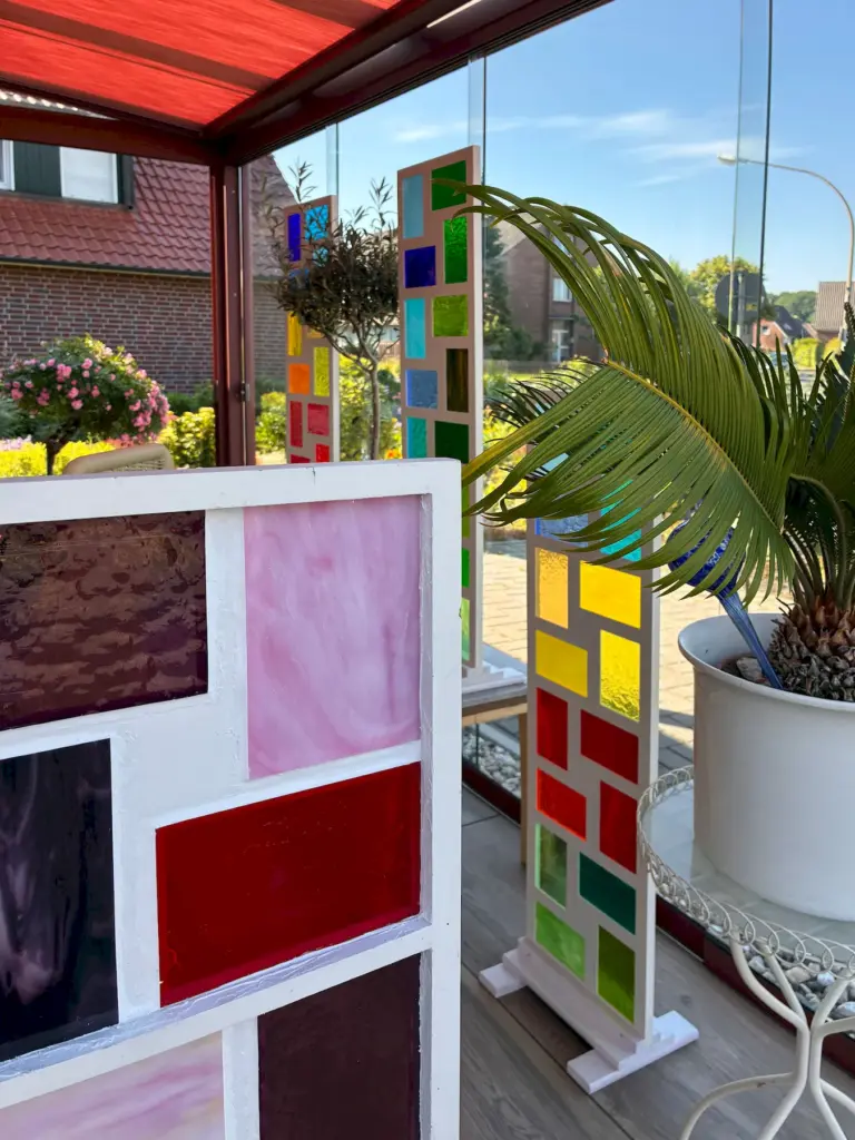 Gartenzimmer, Sommergarten in Rot