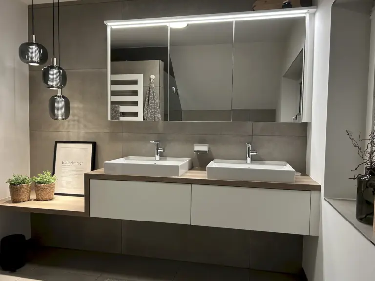 Waschtisch Badezimmer