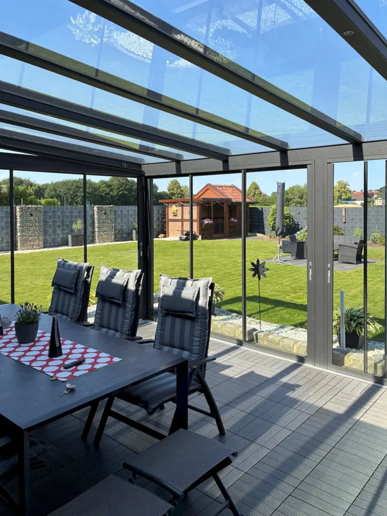 Kaltwintergarten, Sommergarten
