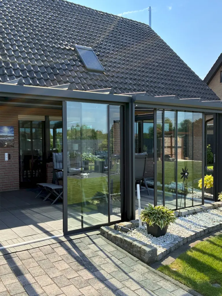 Kaltwintergarten, Sommergarten